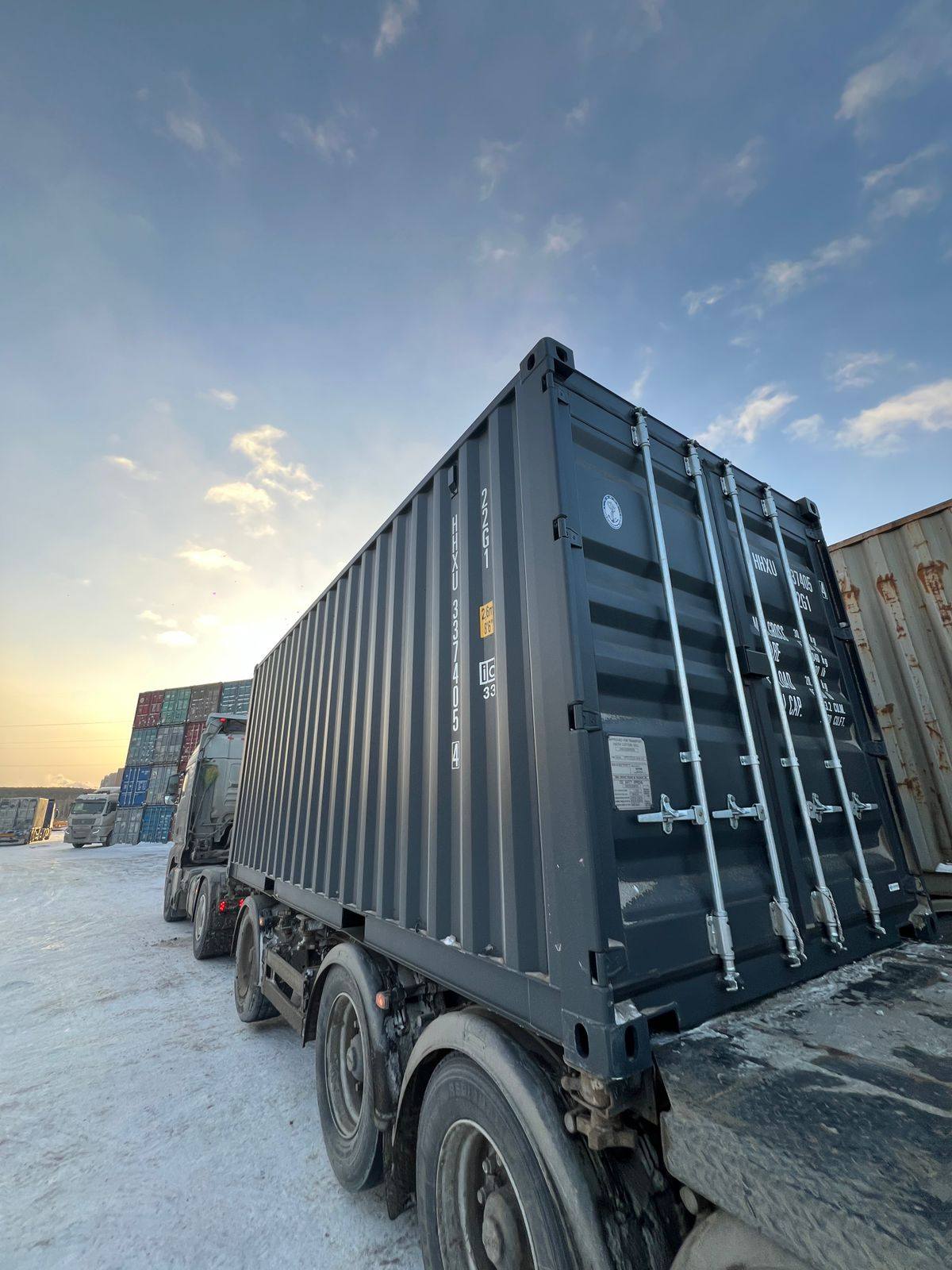 Морской контейнер HHXU3374054